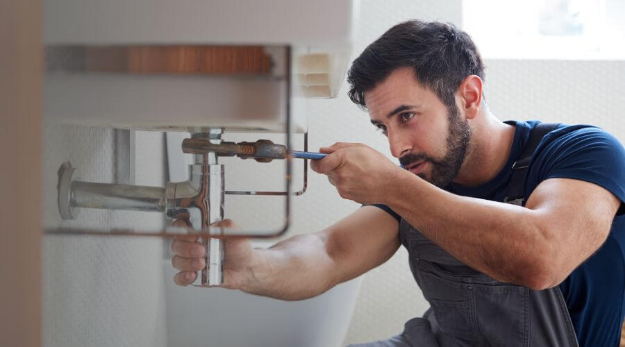 Faucet aerator cleaning/replacement in Bevinsville, KY